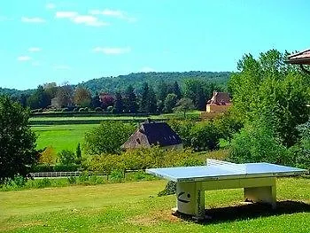 Le Clos Roussillon Pres De Sarlat Vitrac (Dordogne)