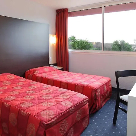 Le Clos Roussillon Pres De Sarlat Hotel
