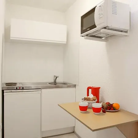 Le Clos Roussillon Pres De Sarlat 3* Vitrac (Dordogne)